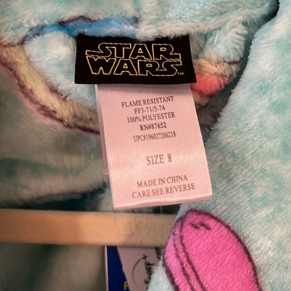 Disney The Mandalorian and Macarons Bathrobe - Picture 5 of 8
